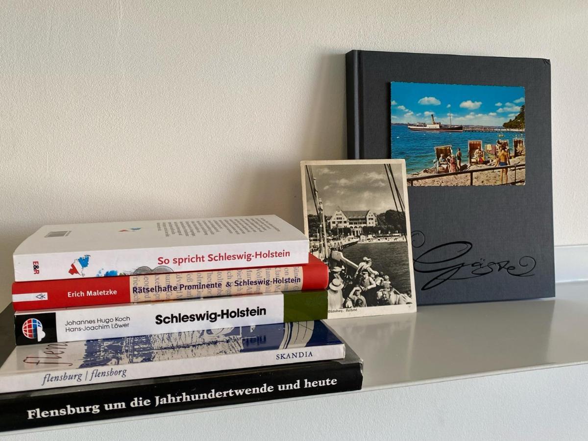 Strandblick Mit Strandkorb & Fahrraedern Glücksburg Buitenkant foto